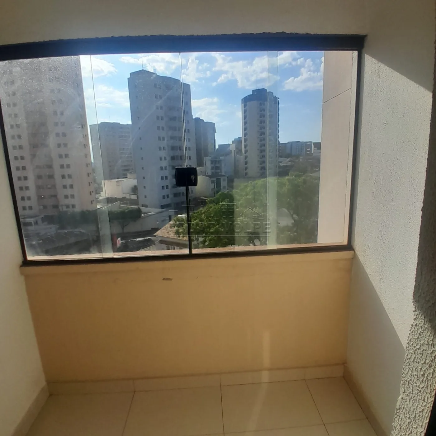 Alugar Apartamento / Padr&atilde;o em Bauru R$ 2.000,00 - Foto 5