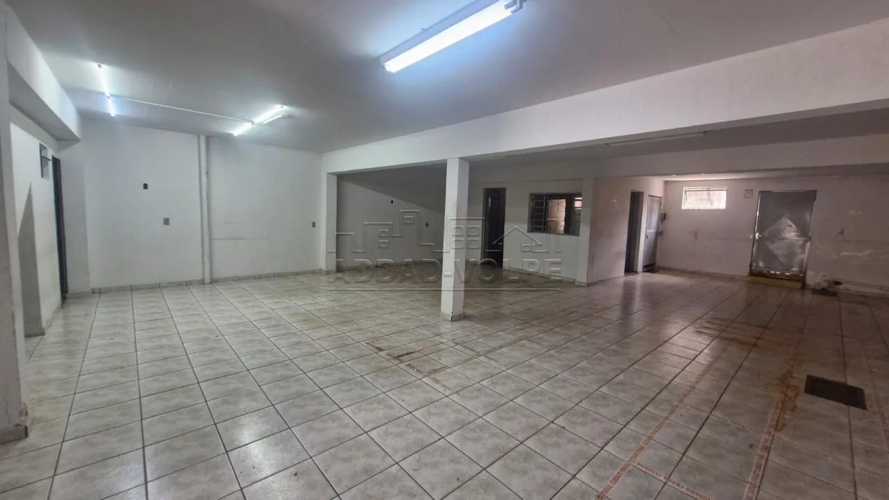 Alugar Comercial / Galp&atilde;o em Bauru R$ 4.900,00 - Foto 2