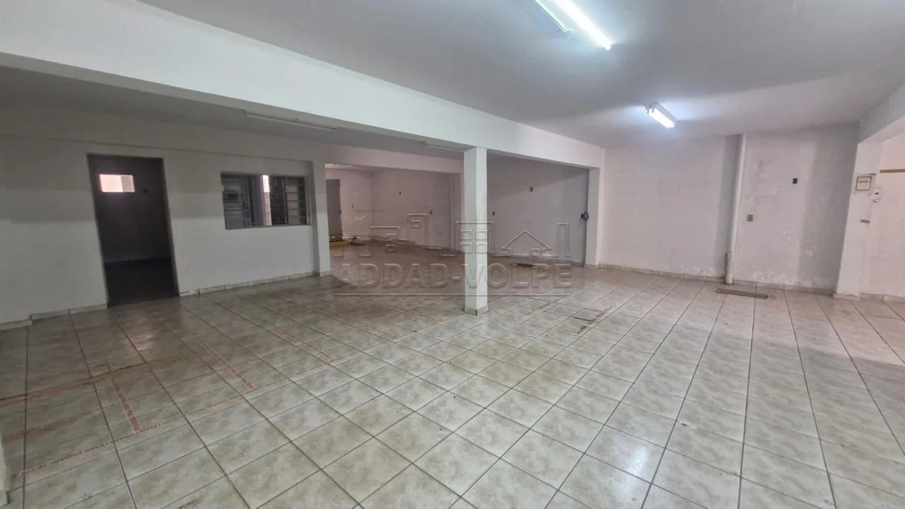 Alugar Comercial / Galp&atilde;o em Bauru R$ 4.900,00 - Foto 1