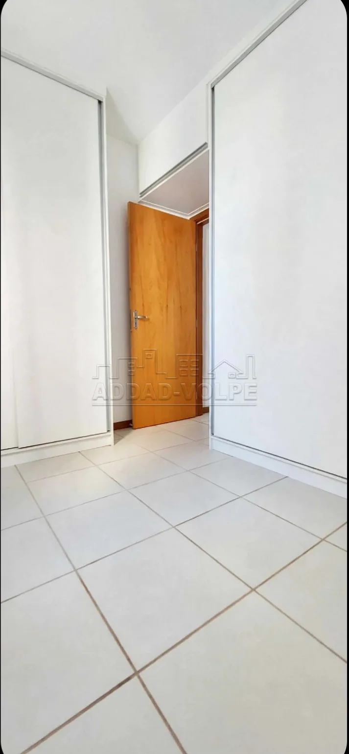 Comprar Apartamento / Padr&atilde;o em Bauru R$ 310.000,00 - Foto 4