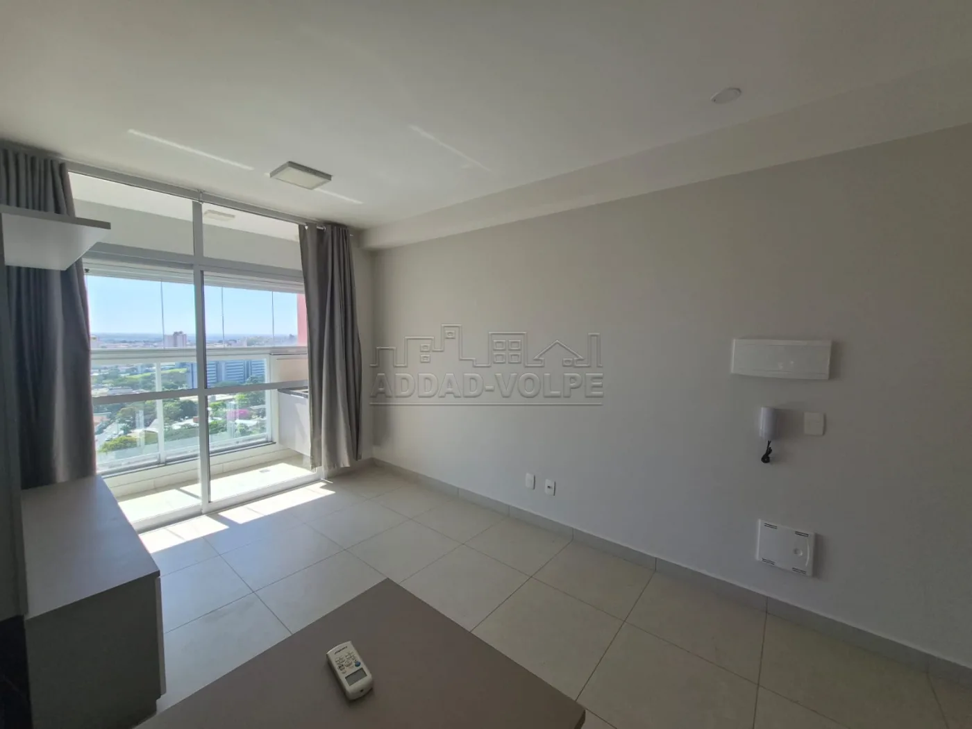 Alugar Apartamento / Padr&atilde;o em Bauru R$ 2.300,00 - Foto 3