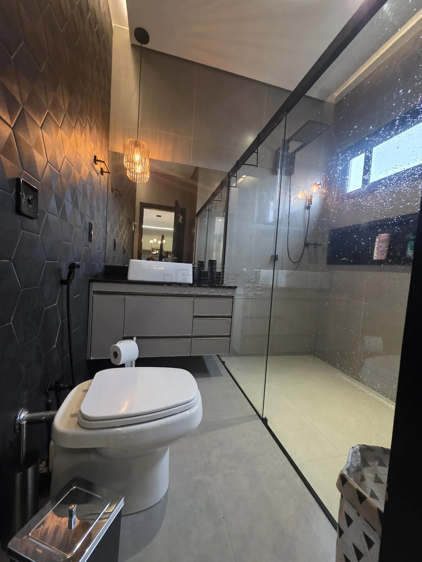 Comprar Comercial / Pr&eacute;dio em Bauru R$ 1.080.000,00 - Foto 6