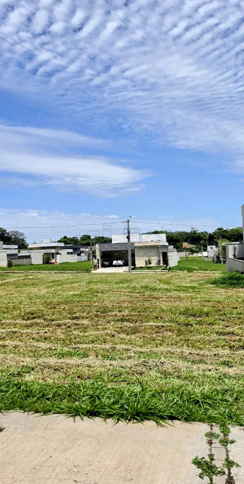 Comprar Terreno / Condom&iacute;nio em Piratininga R$ 300.000,00 - Foto 1