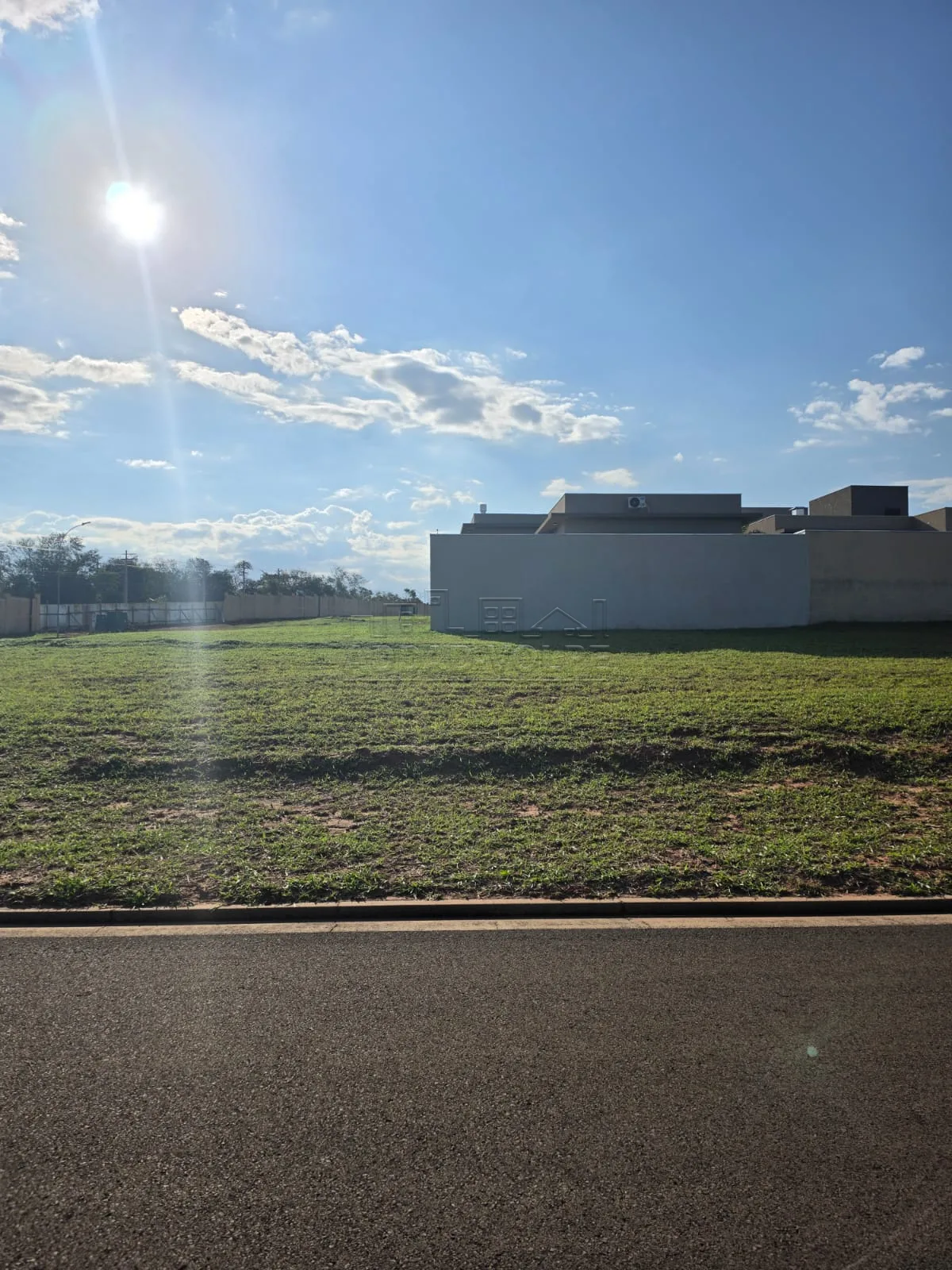Comprar Terreno / Condom&iacute;nio em Piratininga R$ 400.000,00 - Foto 2