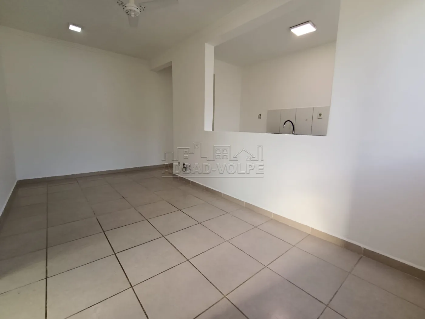 Comprar Apartamento / Padr&atilde;o em Bauru R$ 180.000,00 - Foto 1