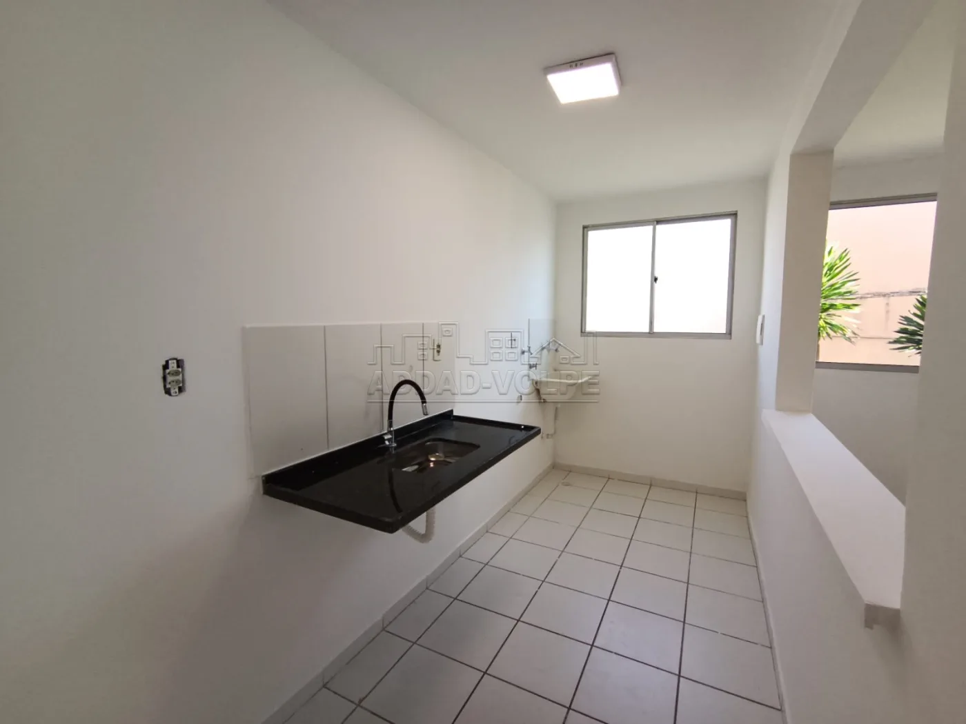 Comprar Apartamento / Padr&atilde;o em Bauru R$ 180.000,00 - Foto 3