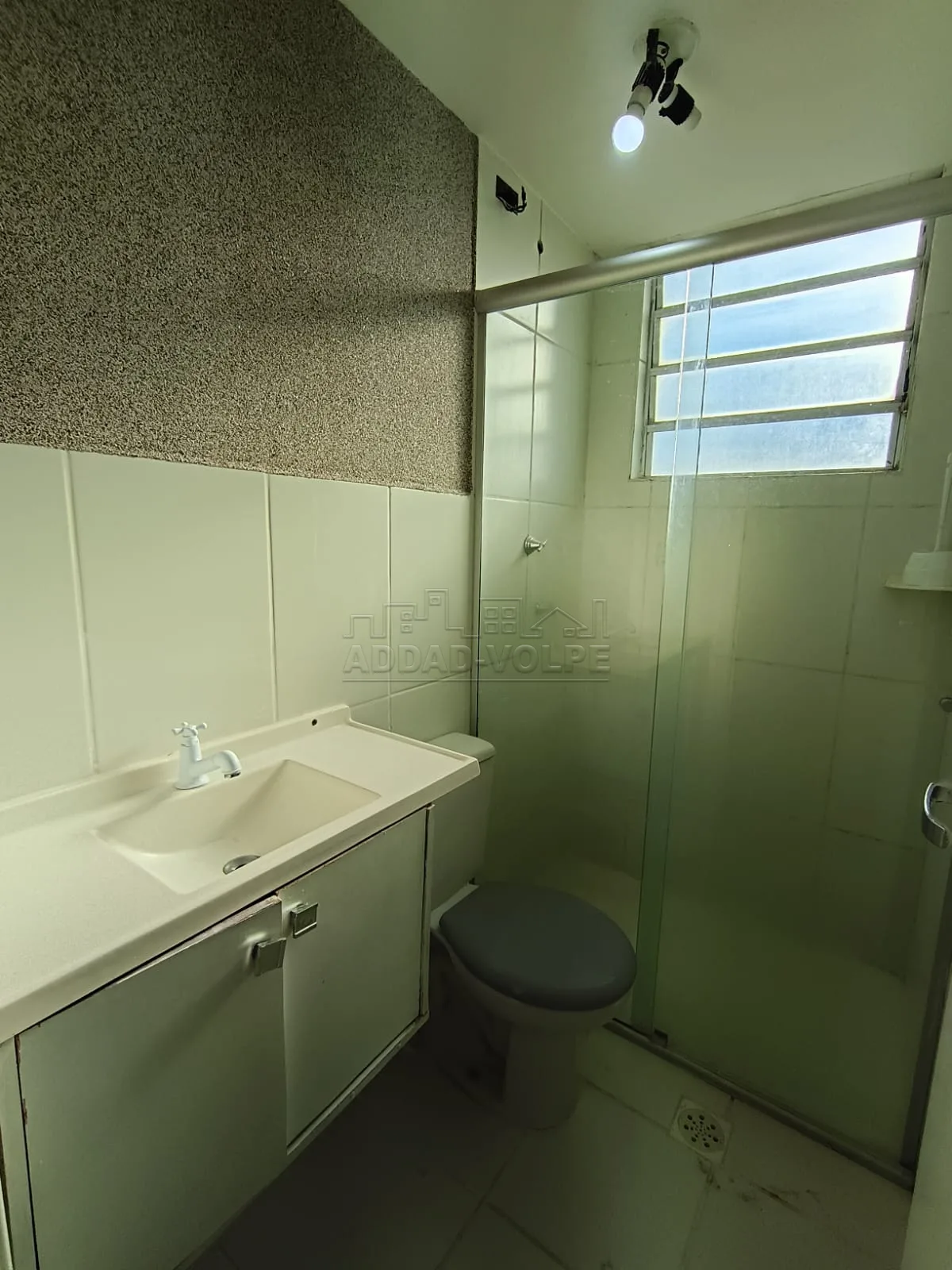Comprar Apartamento / Padr&atilde;o em Bauru R$ 180.000,00 - Foto 4