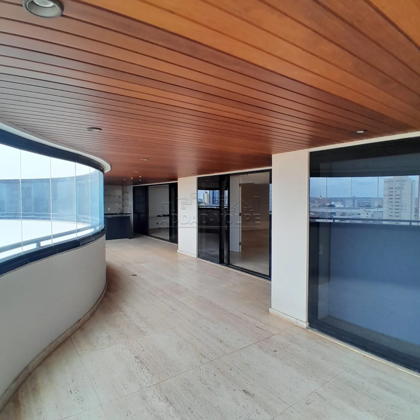 Alugar Apartamento / Padr&atilde;o em Bauru R$ 12.500,00 - Foto 2