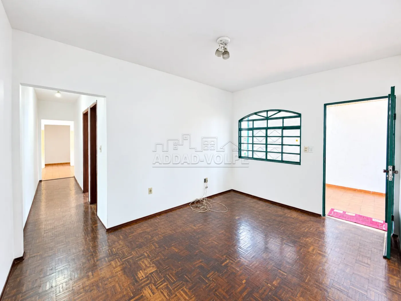 Comprar Casa / Padr&atilde;o em Bauru R$ 350.000,00 - Foto 2