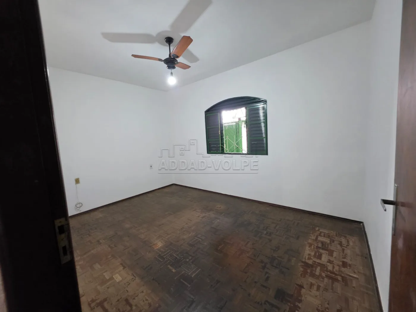 Comprar Casa / Padr&atilde;o em Bauru R$ 350.000,00 - Foto 4
