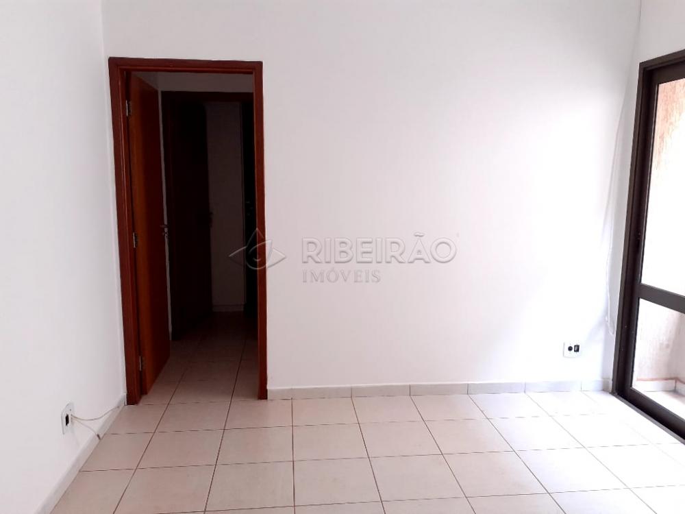 Alugar Apartamento / Padr&atilde;o em Ribeir&atilde;o Preto R$ 900,00 - Foto 4
