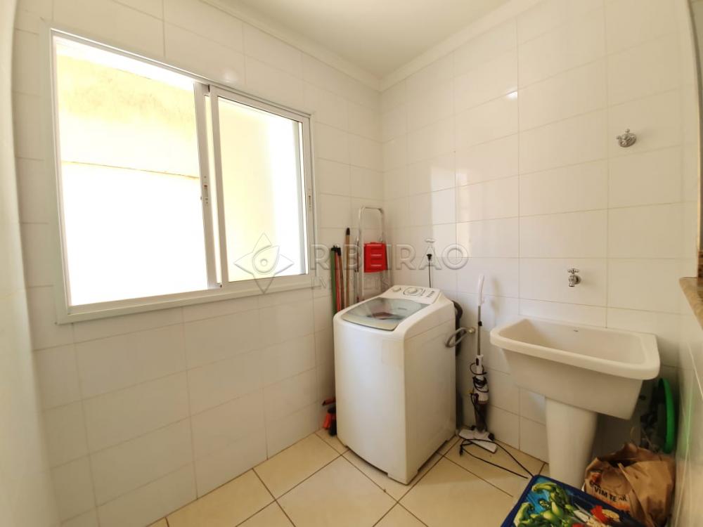 Alugar Apartamento / Padr&atilde;o em Ribeir&atilde;o Preto R$ 1.800,00 - Foto 13