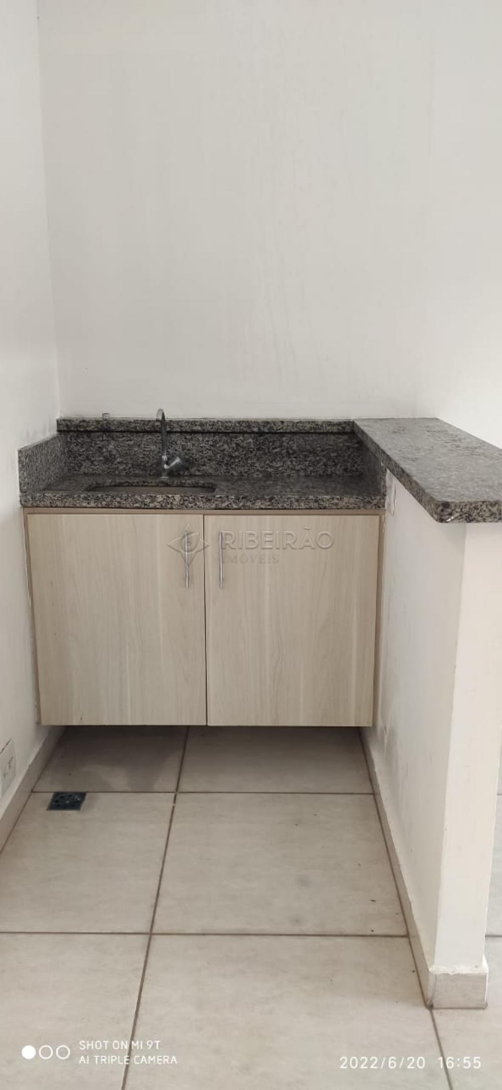 Alugar Comercial / Sal&atilde;o em Ribeir&atilde;o Preto R$ 2.500,00 - Foto 3