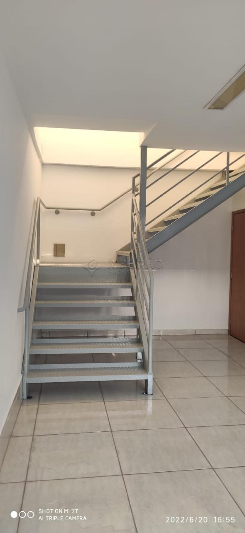 Alugar Comercial / Sal&atilde;o em Ribeir&atilde;o Preto R$ 2.500,00 - Foto 4