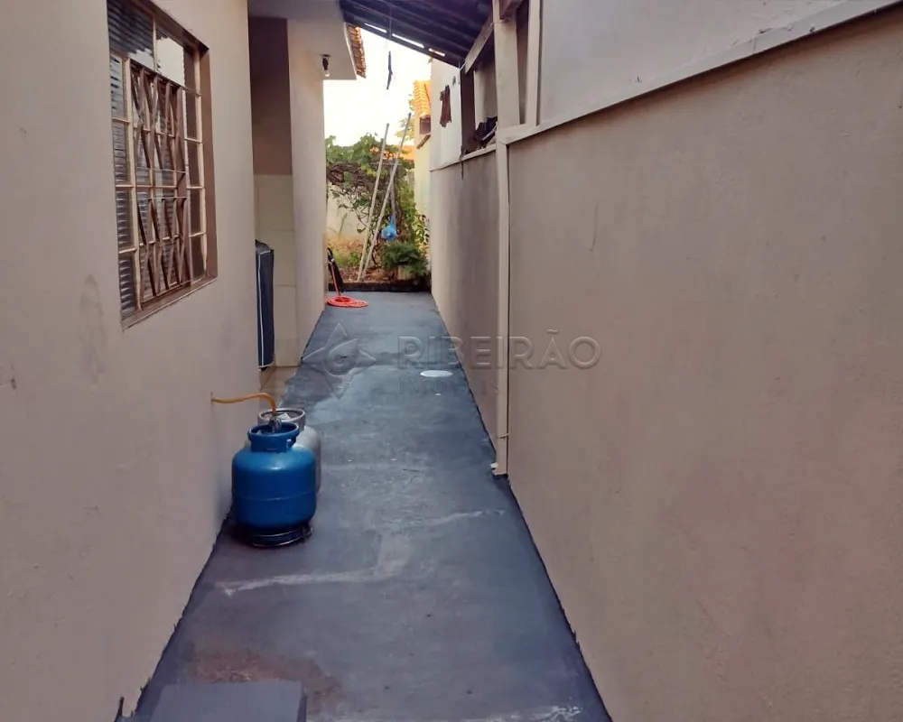 Comprar Casa / Casa em Ribeir&atilde;o Preto R$ 250.000,00 - Foto 4