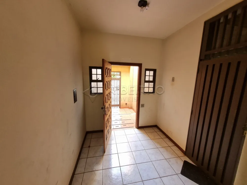 Alugar Apartamento / Padr&atilde;o em Ribeir&atilde;o Preto R$ 1.100,00 - Foto 13