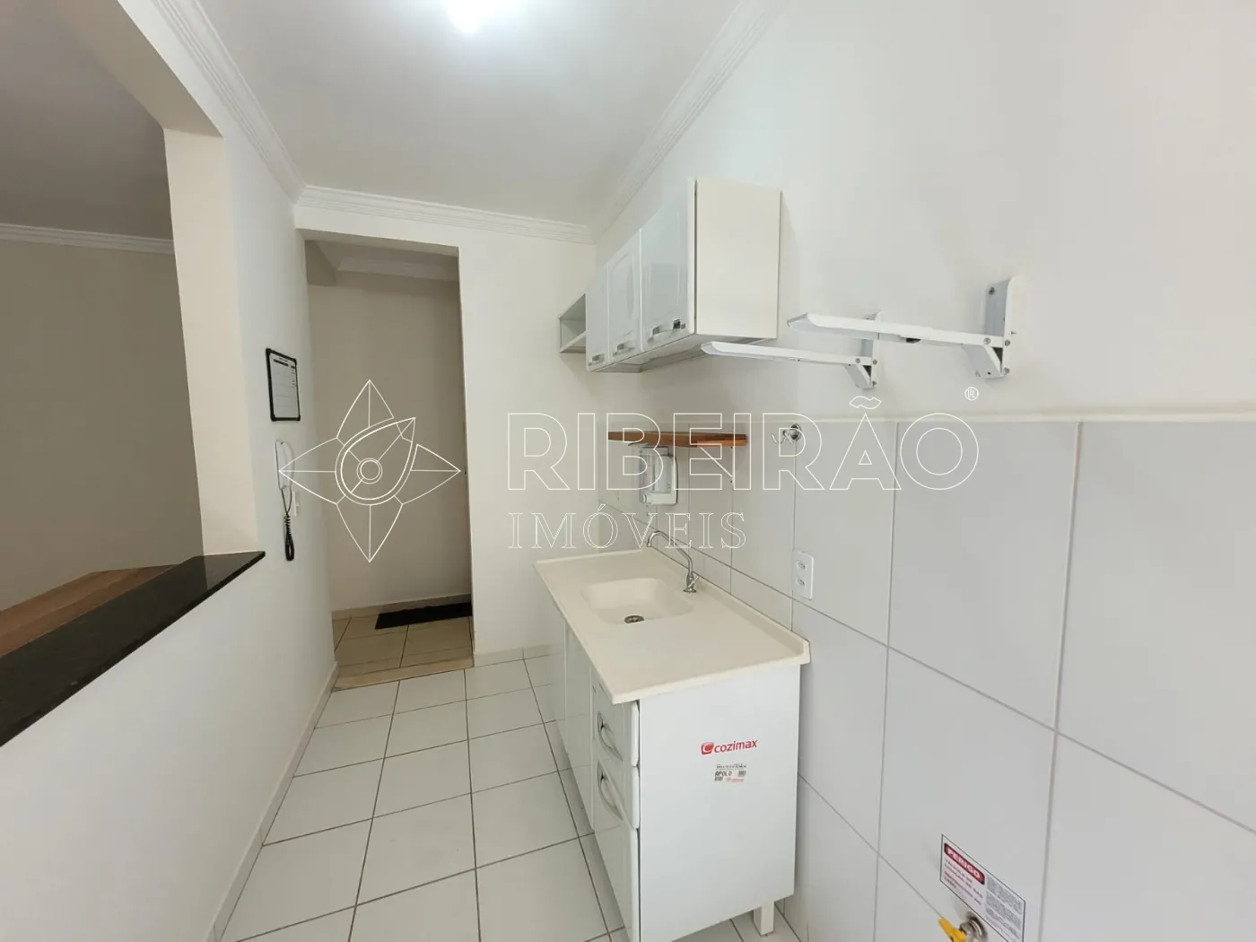 Alugar Apartamento / Padr&atilde;o em Ribeir&atilde;o Preto R$ 900,00 - Foto 12