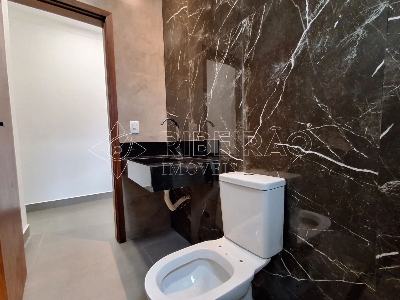 Comprar Casa / Casa em Ribeir&atilde;o Preto R$ 600.000,00 - Foto 9