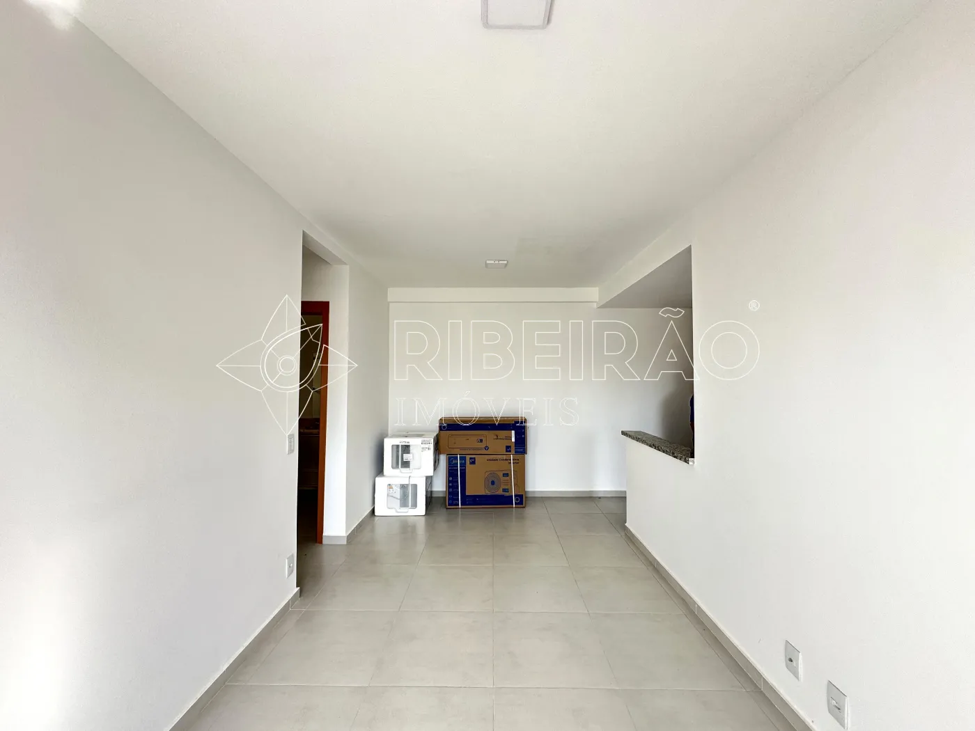 Alugar Apartamento / Padr&atilde;o em Ribeir&atilde;o Preto R$ 2.000,00 - Foto 1
