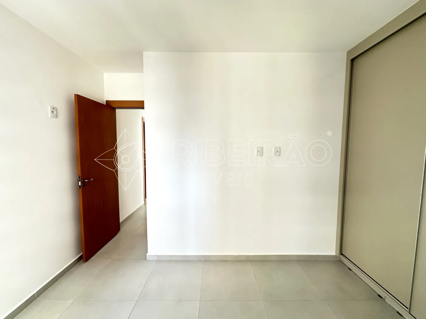 Alugar Apartamento / Padr&atilde;o em Ribeir&atilde;o Preto R$ 2.000,00 - Foto 6