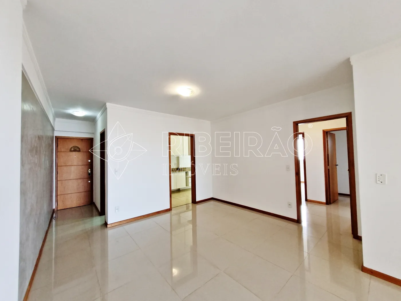Alugar Apartamento / Padr&atilde;o em Ribeir&atilde;o Preto R$ 2.900,00 - Foto 2
