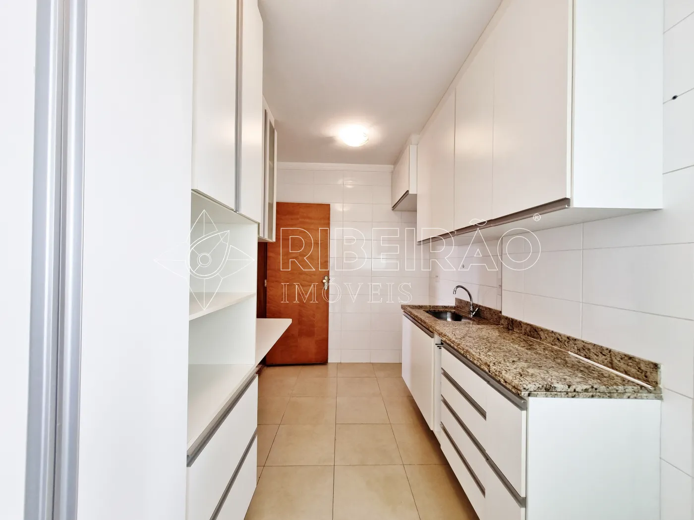 Alugar Apartamento / Padr&atilde;o em Ribeir&atilde;o Preto R$ 2.900,00 - Foto 13