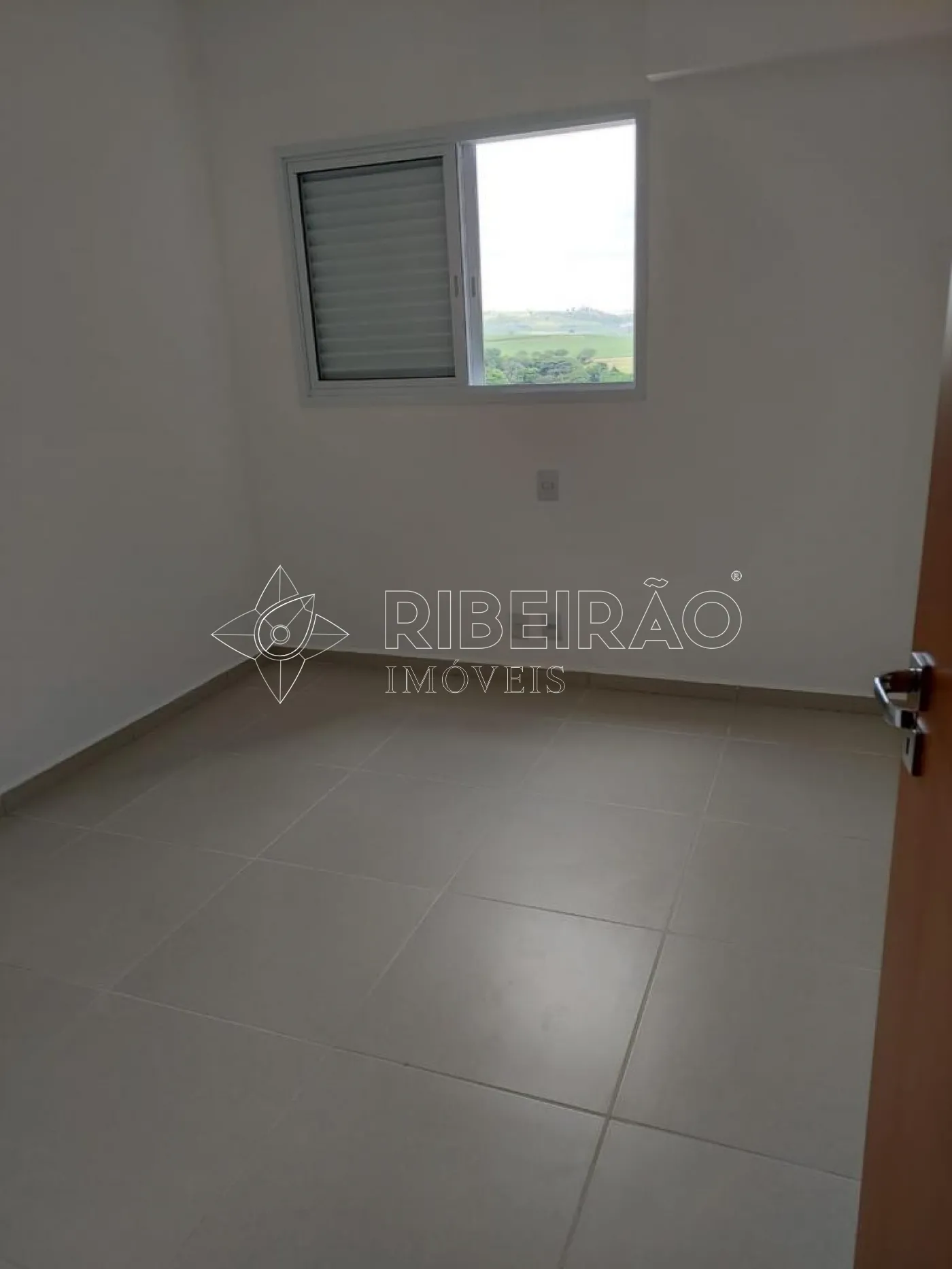Comprar Apartamento / Padr&atilde;o em Ribeir&atilde;o Preto R$ 450.000,00 - Foto 5