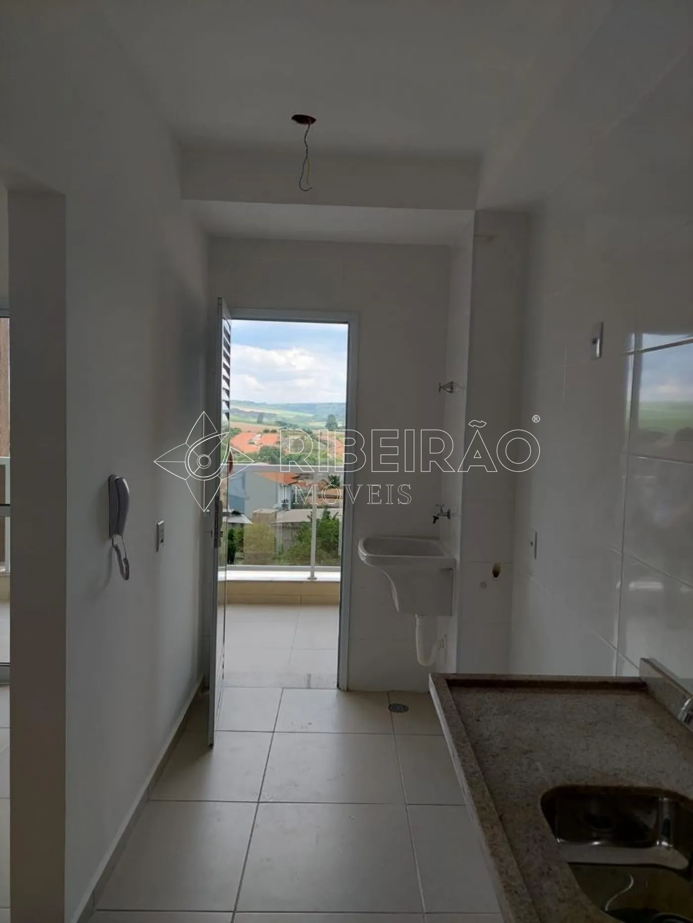 Comprar Apartamento / Padr&atilde;o em Ribeir&atilde;o Preto R$ 450.000,00 - Foto 3