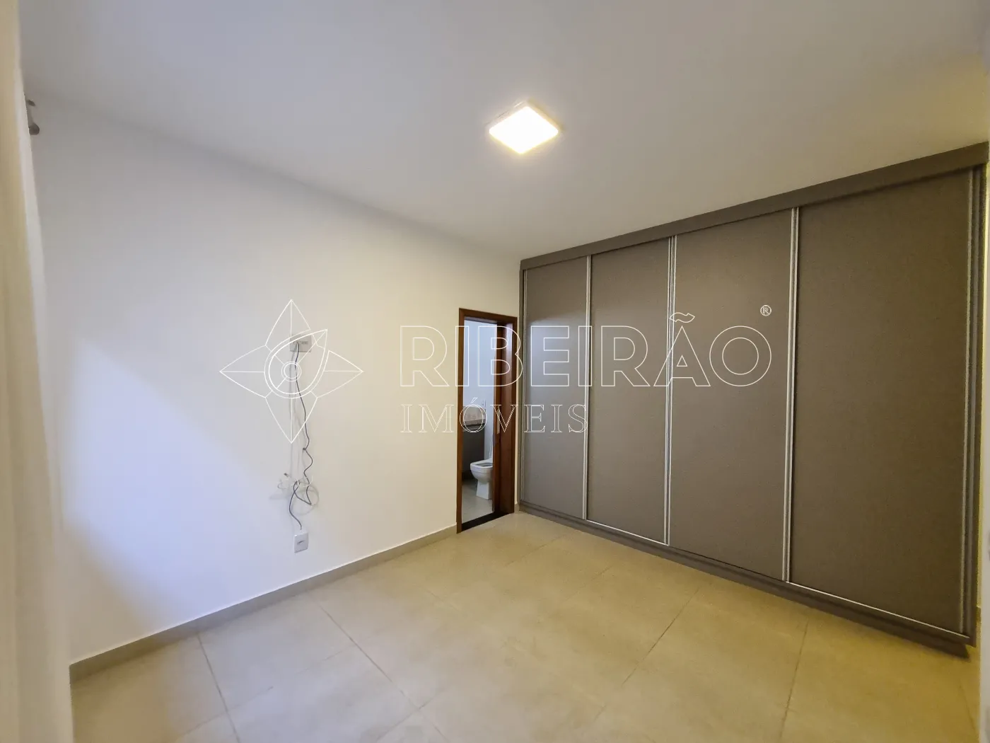 Alugar Casa / Condom&iacute;nio em Ribeir&atilde;o Preto R$ 6.000,00 - Foto 12