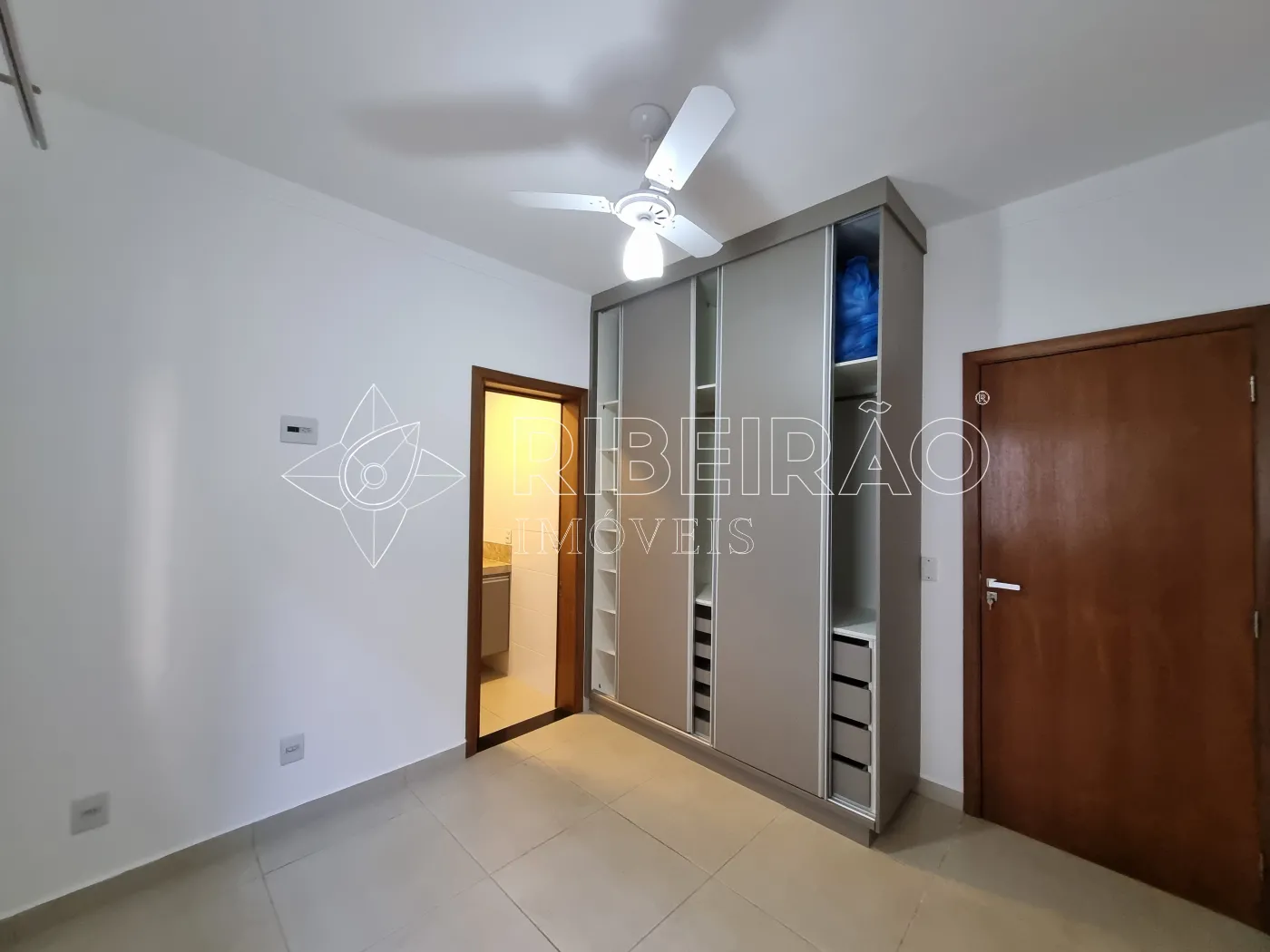 Alugar Casa / Condom&iacute;nio em Ribeir&atilde;o Preto R$ 6.000,00 - Foto 14