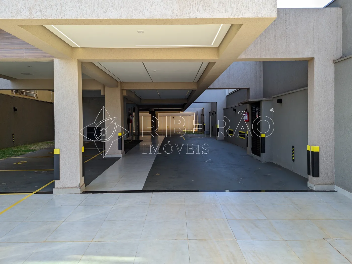 Alugar Apartamento / Padr&atilde;o em Ribeir&atilde;o Preto R$ 3.300,00 - Foto 18