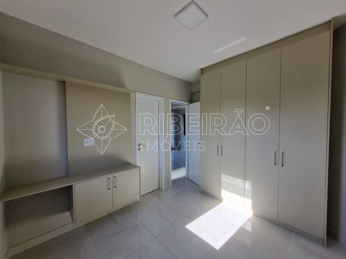 Alugar Apartamento / Padr&atilde;o em Ribeir&atilde;o Preto R$ 3.300,00 - Foto 11