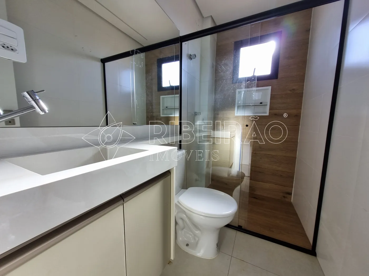 Alugar Apartamento / Padr&atilde;o em Ribeir&atilde;o Preto R$ 3.300,00 - Foto 17