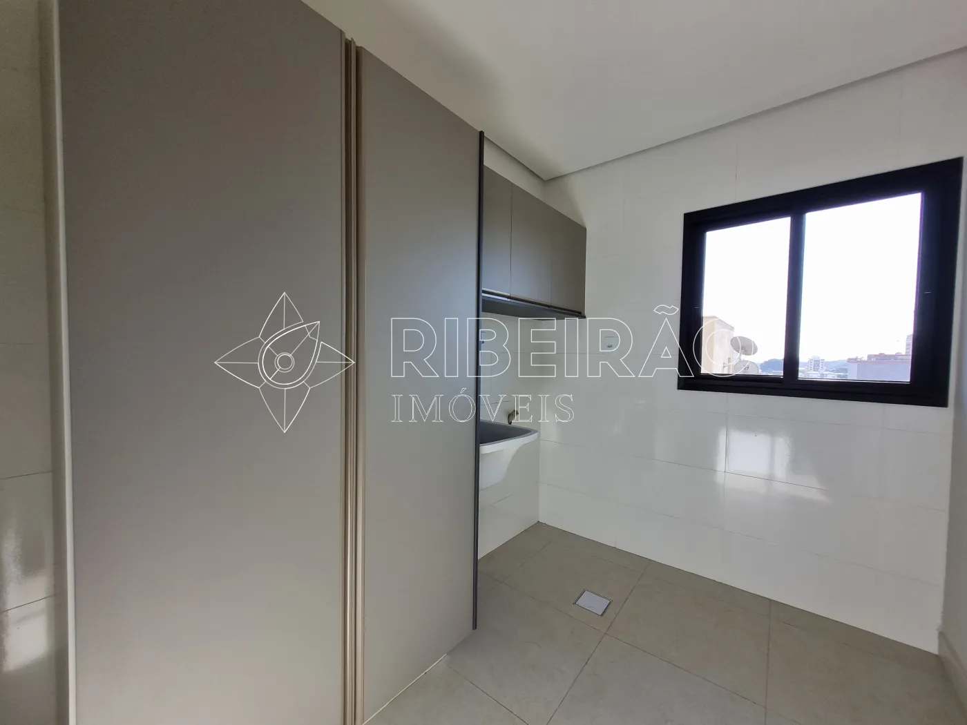 Alugar Apartamento / Padr&atilde;o em Ribeir&atilde;o Preto R$ 3.300,00 - Foto 19