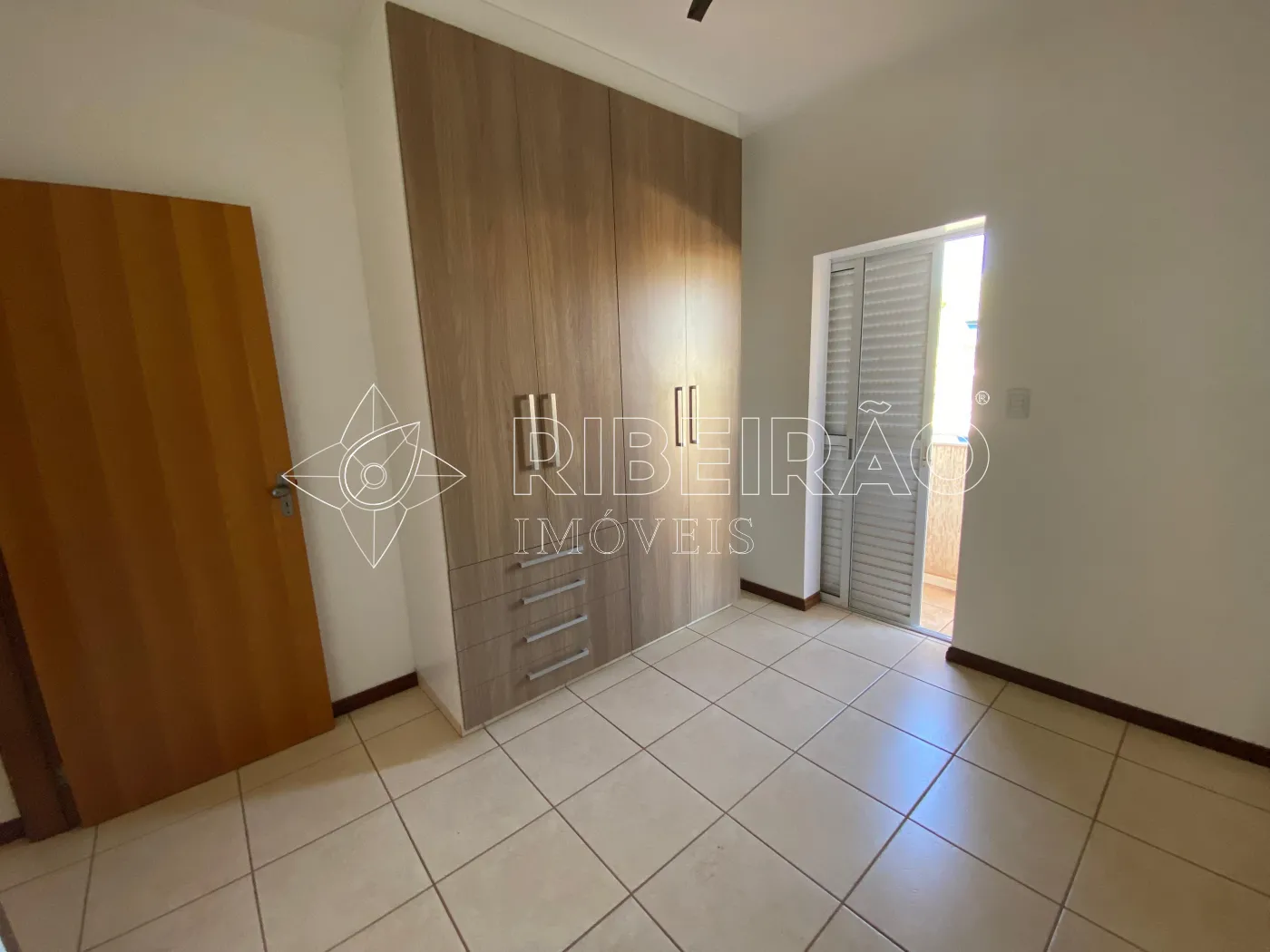 Alugar Apartamento / Padr&atilde;o em Ribeir&atilde;o Preto R$ 2.800,00 - Foto 13