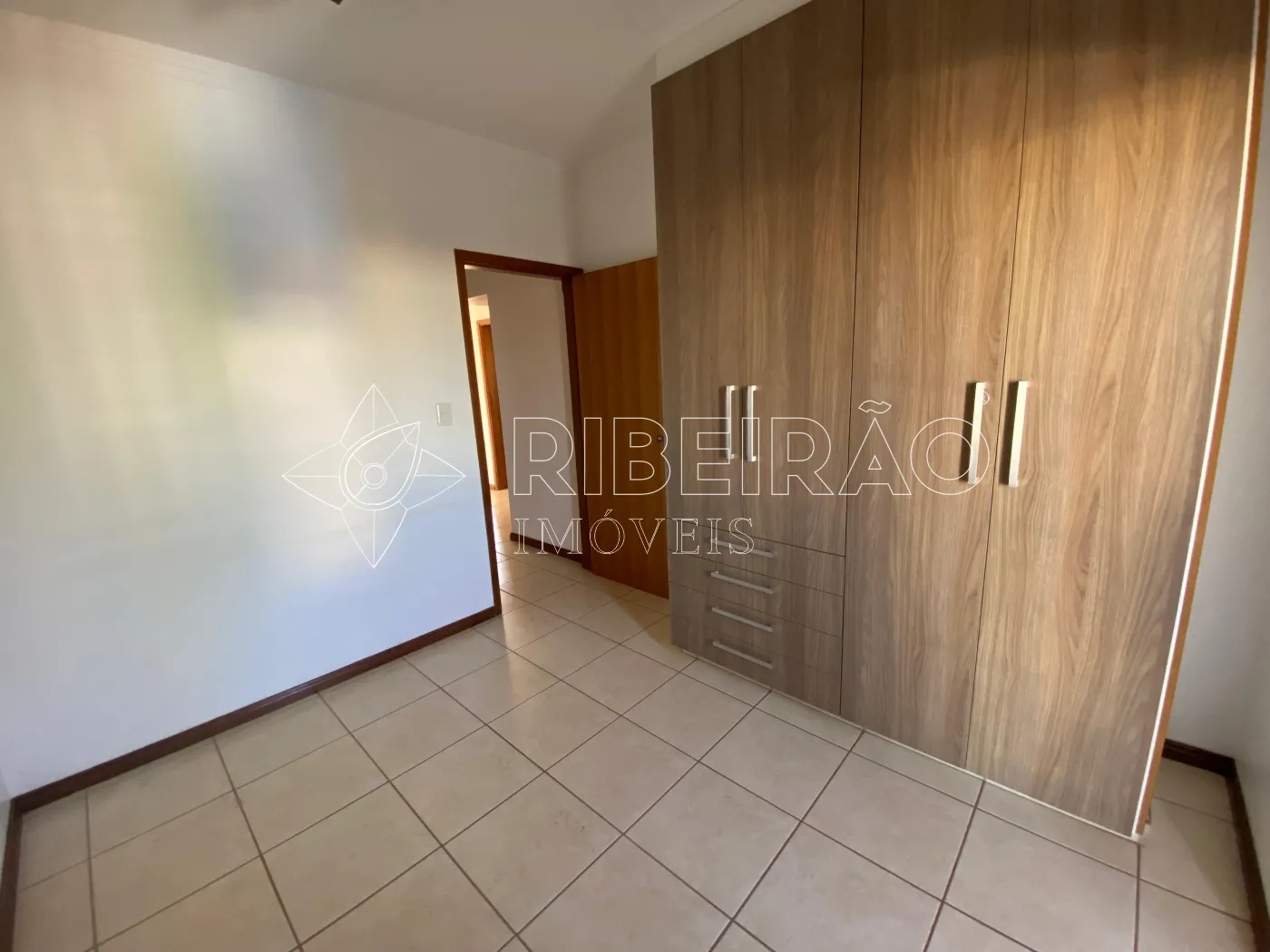 Alugar Apartamento / Padr&atilde;o em Ribeir&atilde;o Preto R$ 2.800,00 - Foto 14