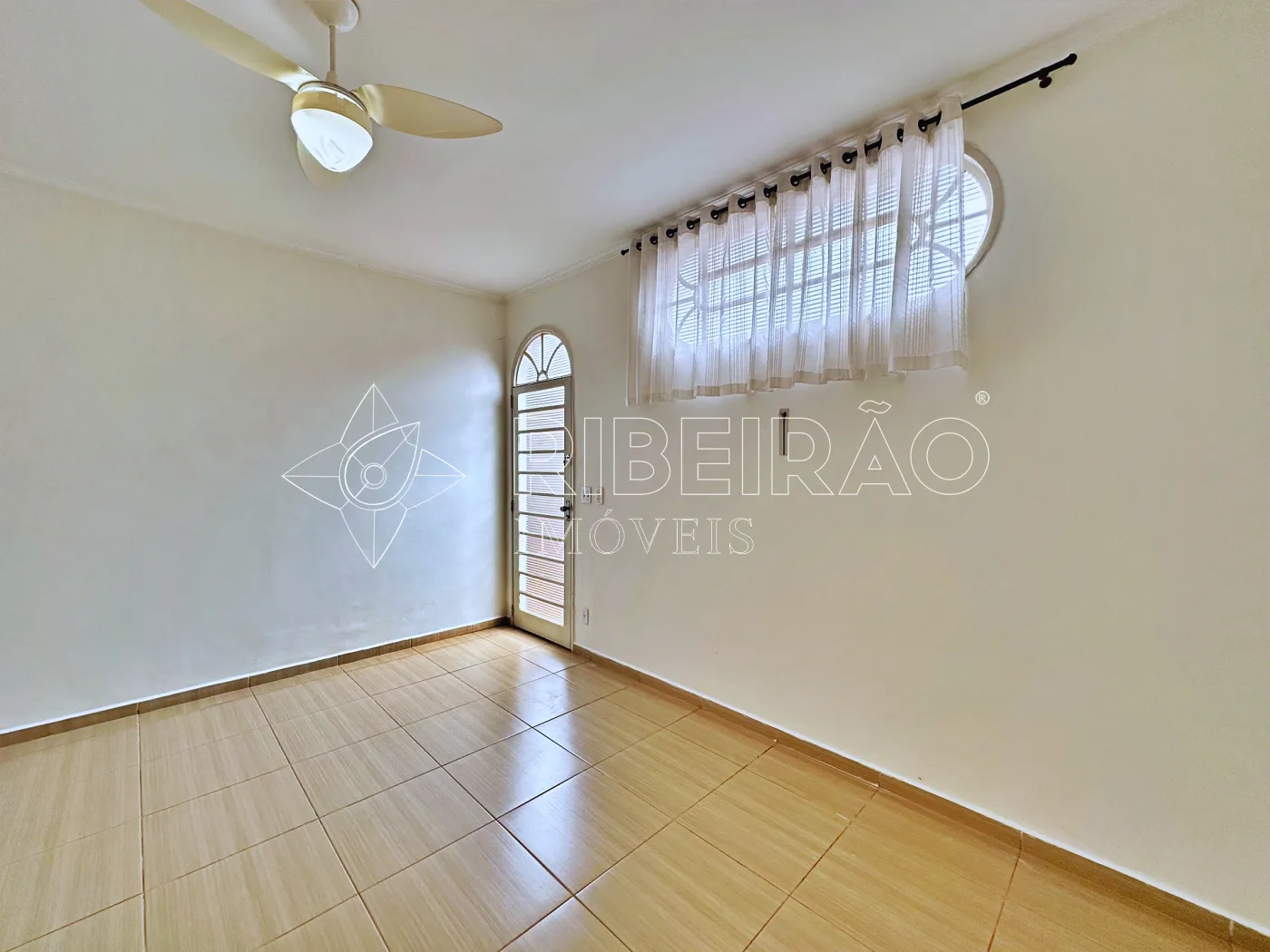 Comprar Casa / Casa em Ribeir&atilde;o Preto R$ 645.000,00 - Foto 4