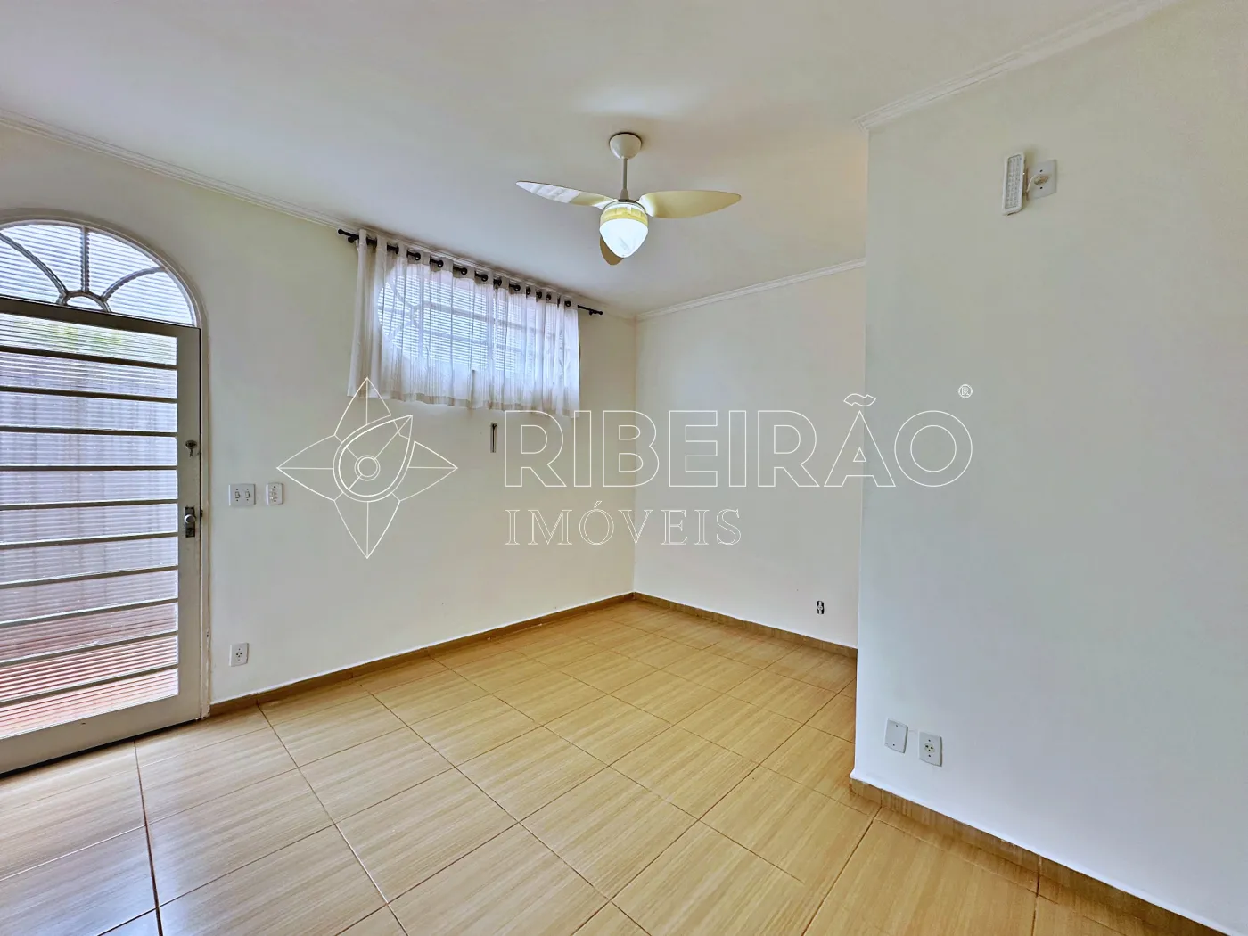 Comprar Casa / Casa em Ribeir&atilde;o Preto R$ 645.000,00 - Foto 5