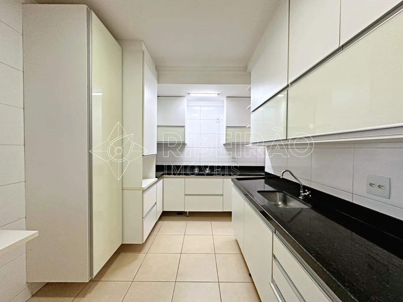 Alugar Apartamento / Padr&atilde;o em Ribeir&atilde;o Preto R$ 3.100,00 - Foto 6