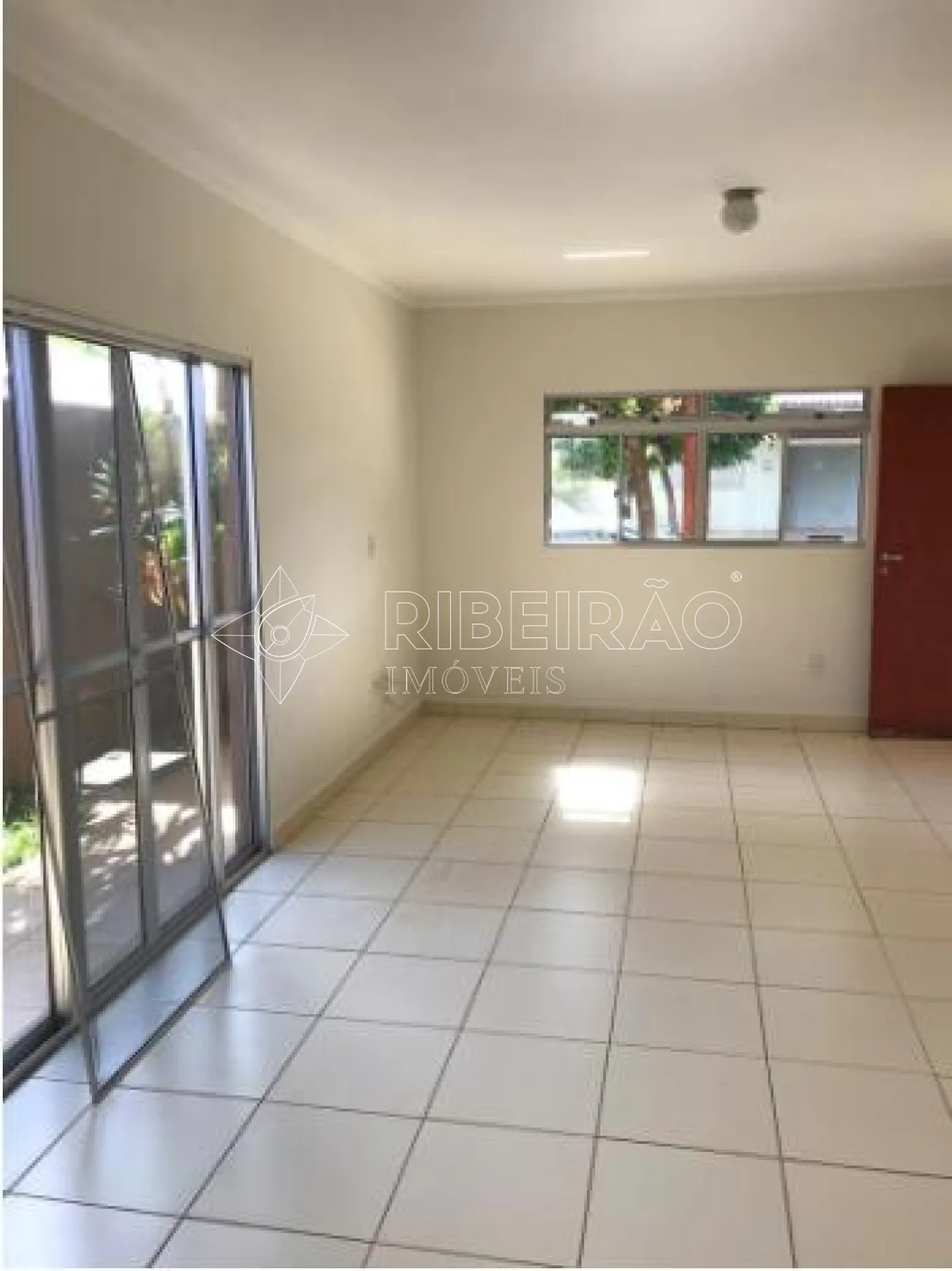 Alugar Casa / Condom&iacute;nio em Ribeir&atilde;o Preto R$ 2.000,00 - Foto 1