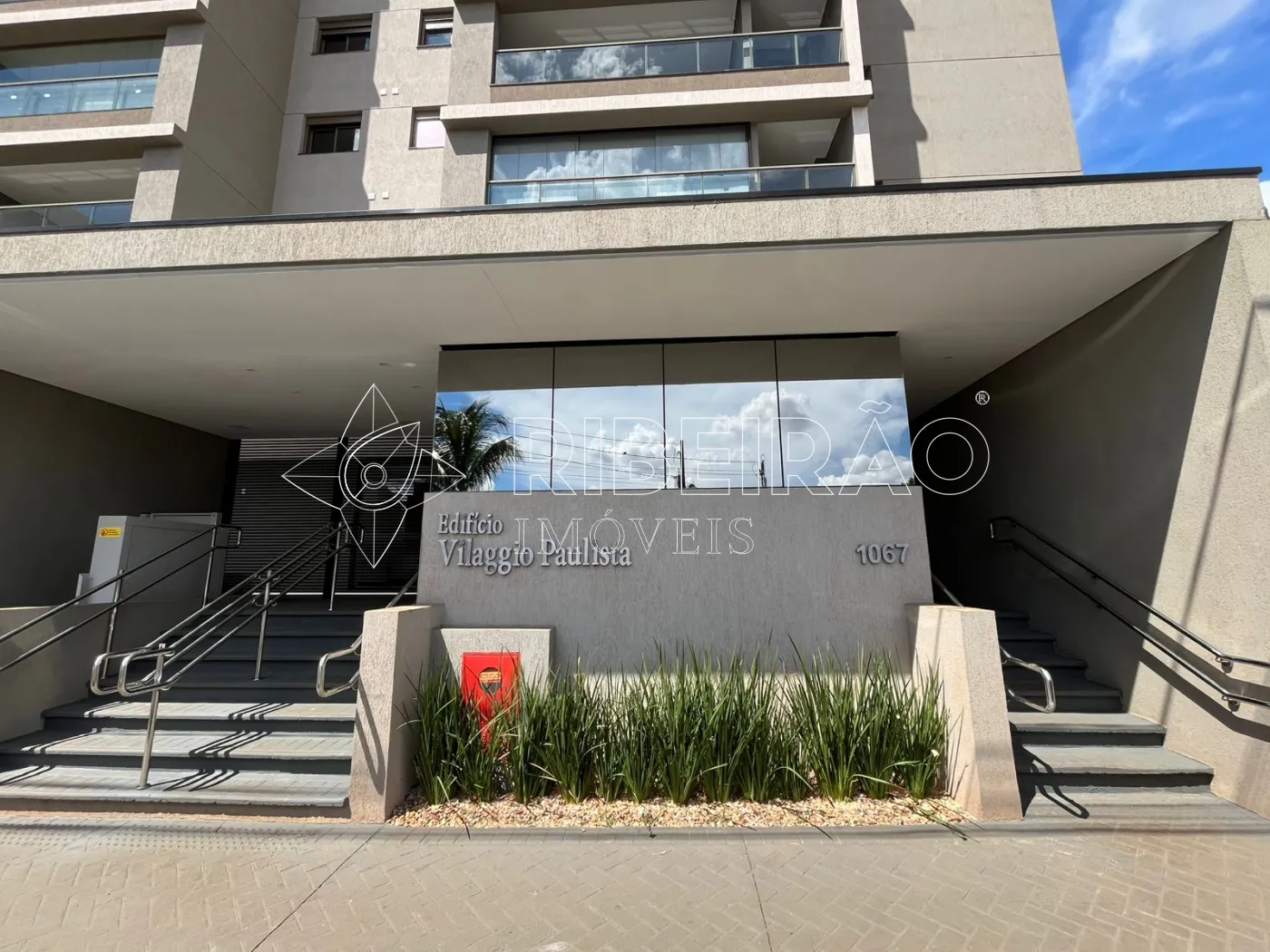 Alugar Apartamento / Padr&atilde;o em Ribeir&atilde;o Preto R$ 3.500,00 - Foto 1