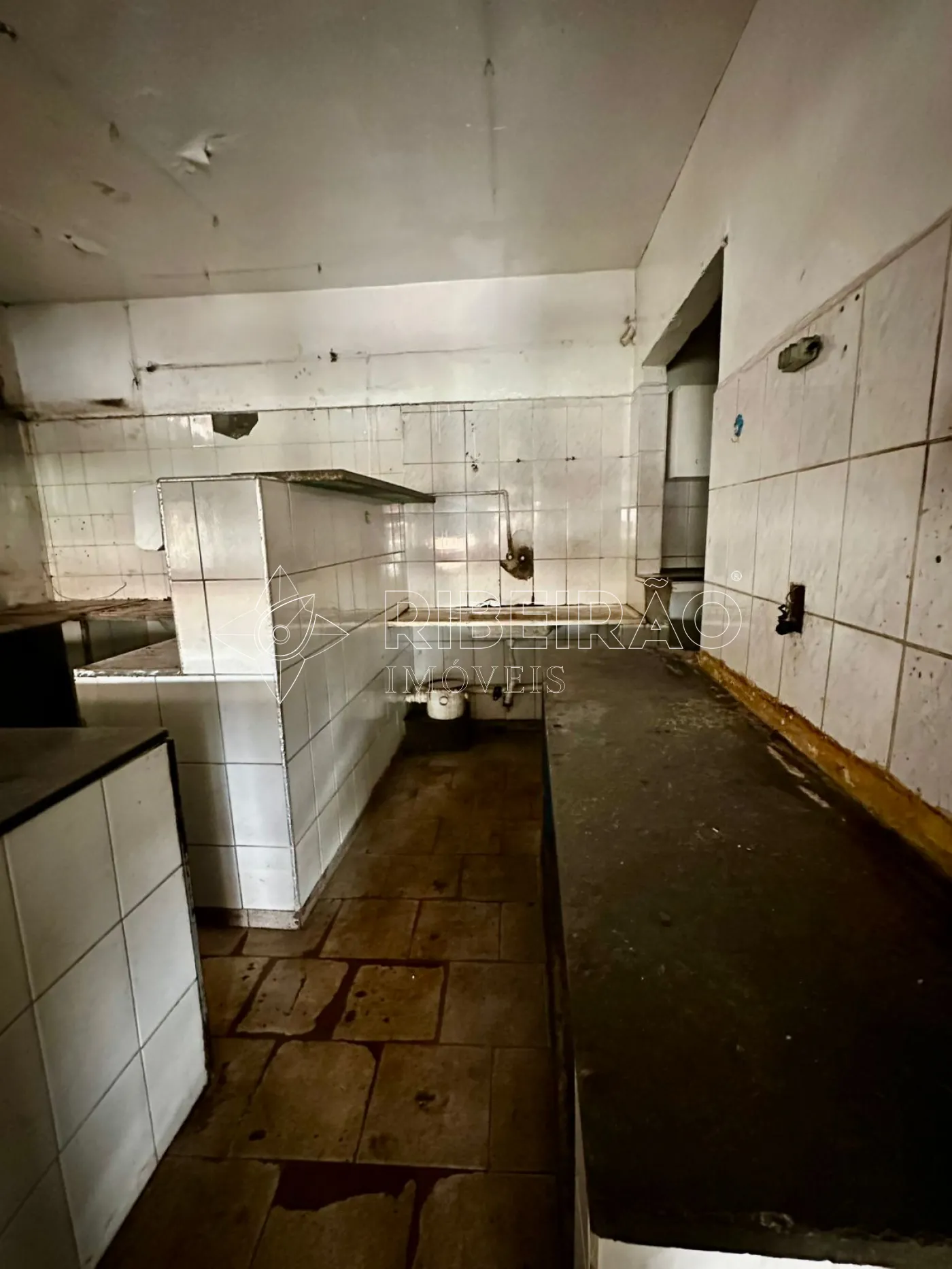 Alugar Comercial / Sal&atilde;o em Ribeir&atilde;o Preto R$ 3.500,00 - Foto 13