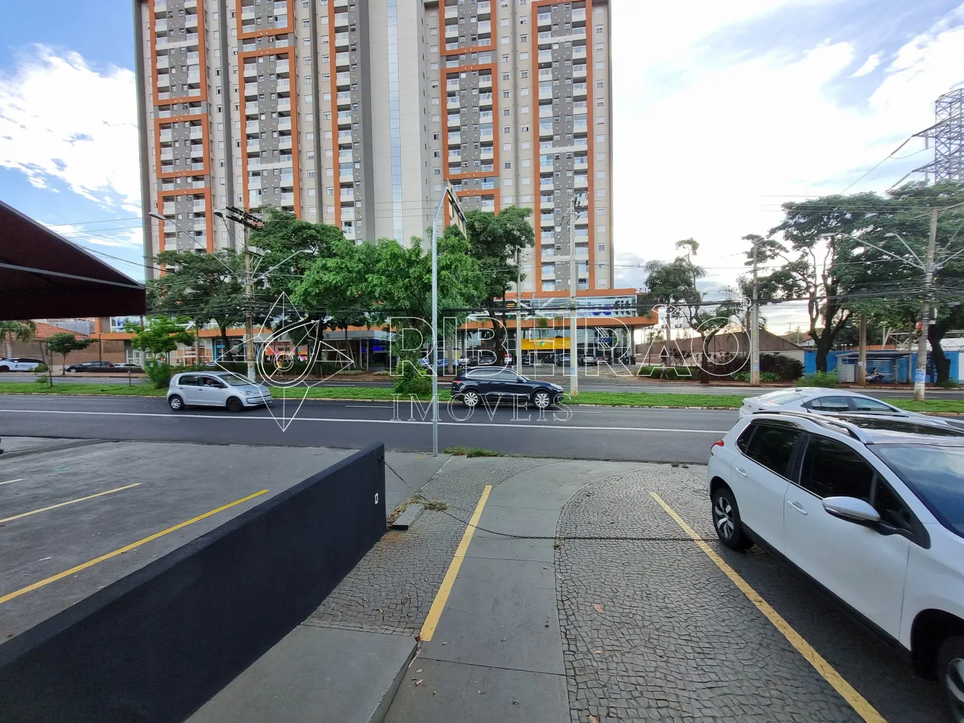Alugar Comercial / Loja em Ribeir&atilde;o Preto R$ 9.500,00 - Foto 5