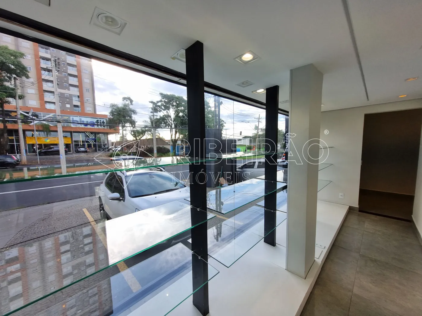 Alugar Comercial / Loja em Ribeir&atilde;o Preto R$ 9.500,00 - Foto 15