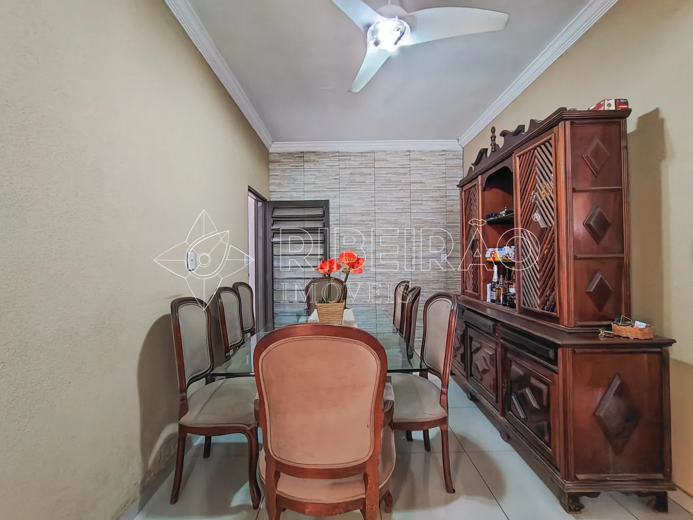 Comprar Casa / Casa em Ribeir&atilde;o Preto R$ 650.000,00 - Foto 5