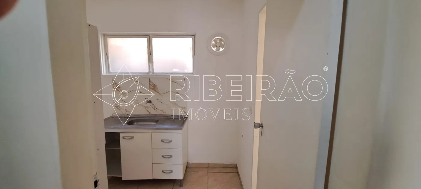 Alugar Apartamento / Padr&atilde;o em Ribeir&atilde;o Preto R$ 1.500,00 - Foto 4