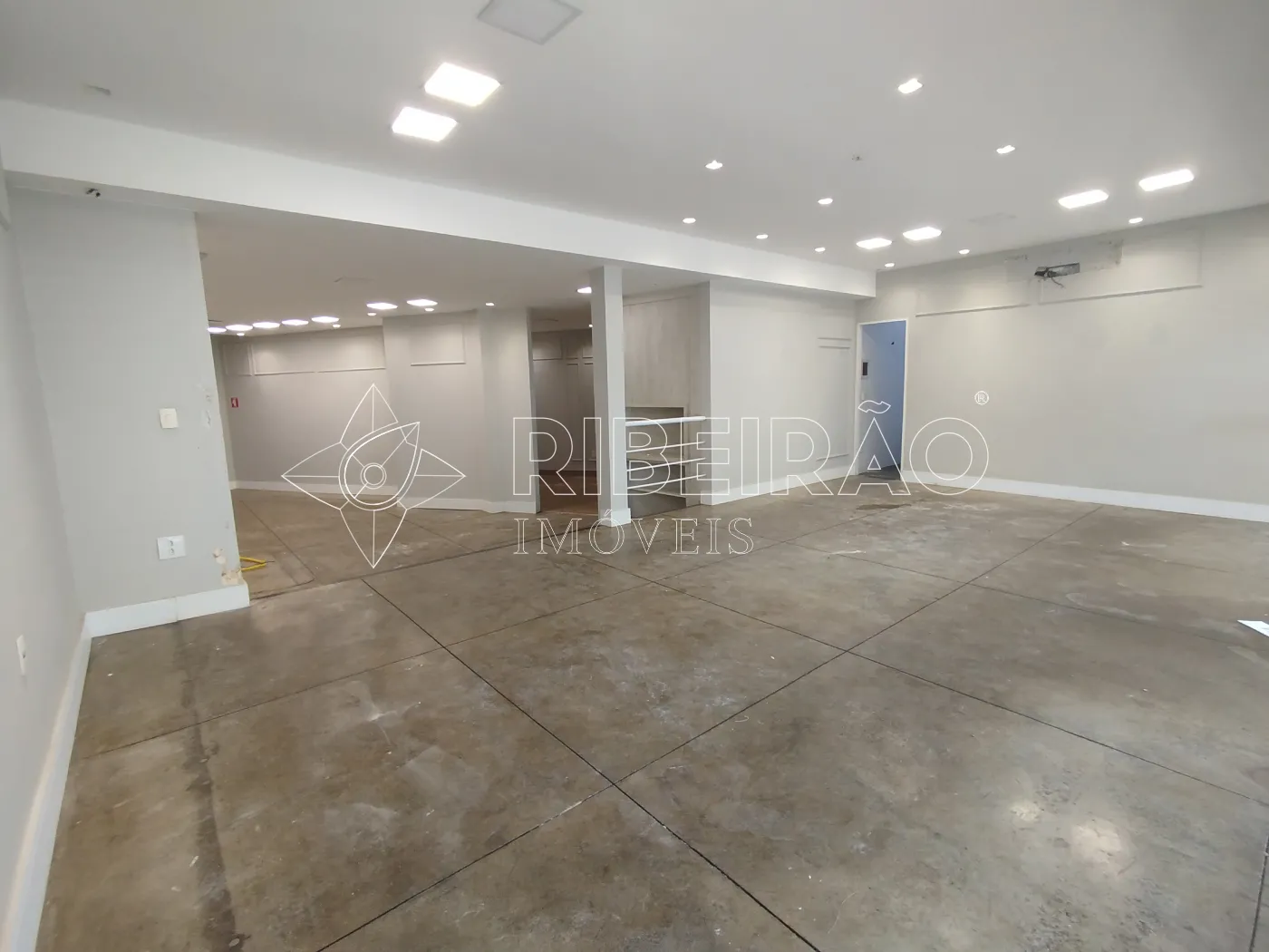 Alugar Comercial / Im&oacute;vel Comercial em Ribeir&atilde;o Preto R$ 5.500,00 - Foto 2