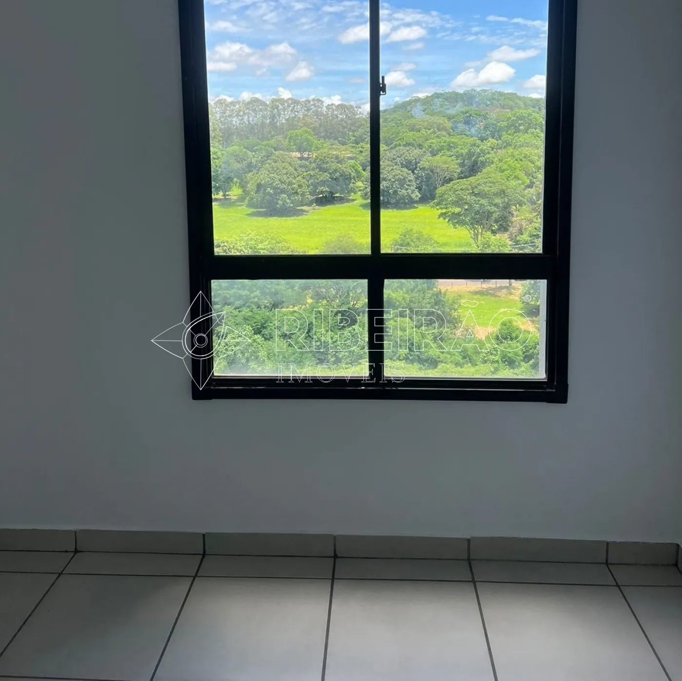 Comprar Apartamento / Padr&atilde;o em Ribeir&atilde;o Preto R$ 235.000,00 - Foto 5
