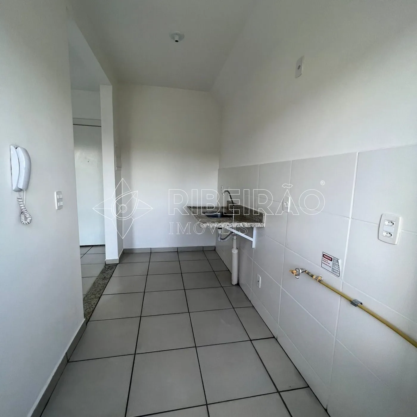 Comprar Apartamento / Padr&atilde;o em Ribeir&atilde;o Preto R$ 235.000,00 - Foto 8