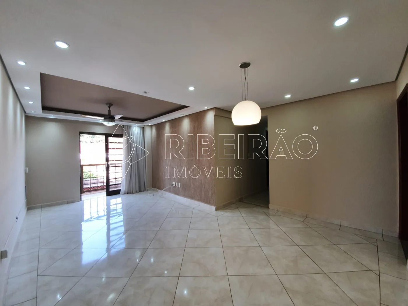 Comprar Apartamento / Padr&atilde;o em Ribeir&atilde;o Preto R$ 350.000,00 - Foto 1